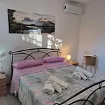 Apartamento Le Mimose House Di -