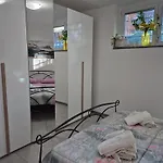 Apartamento Le Mimose House Di -