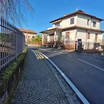 Apartamento Le Mimose House Di - Grandate
