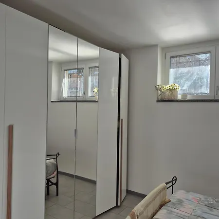 Le Mimose House Di -