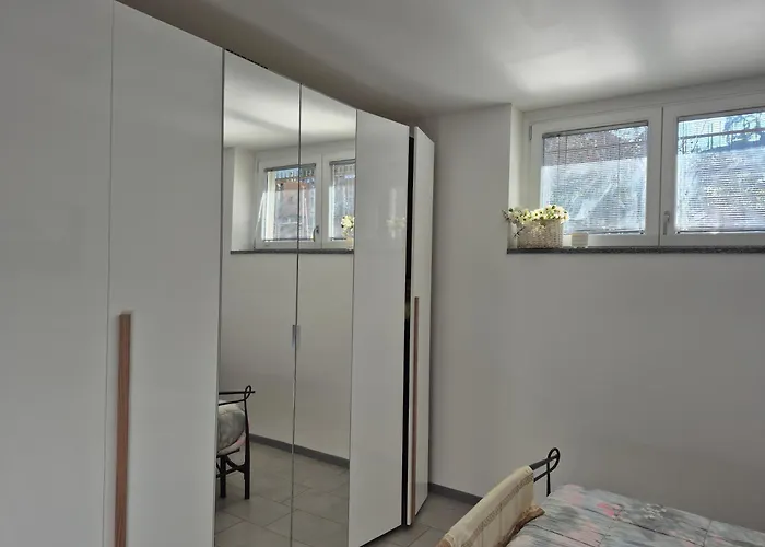Le Mimose House Di -