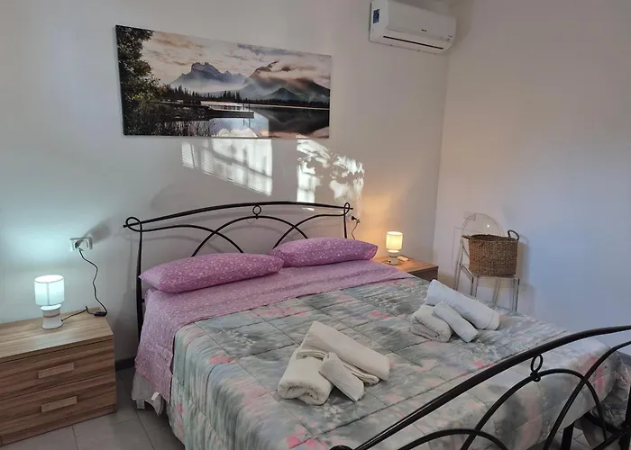 Le Mimose House Di - Appartement Grandate