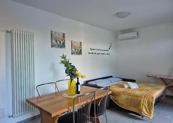 Appartement Le Mimose House Di - *