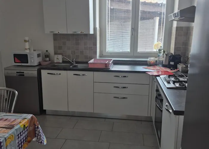 Le Mimose House Di - Appartement