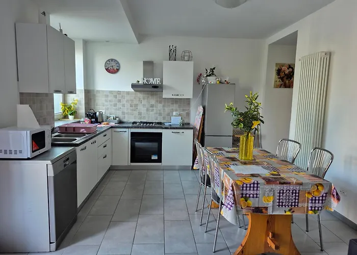 Le Mimose House Di -